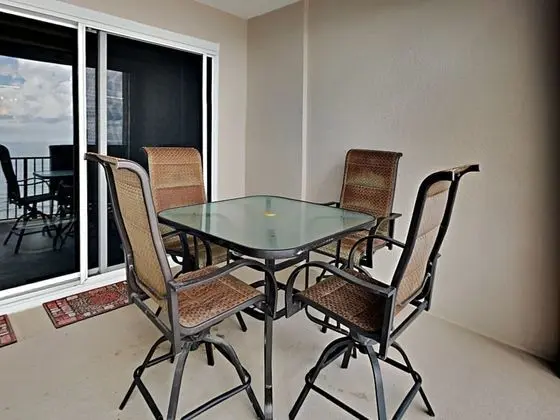 Daire, Birden Çok Yatak, Balkon, Okyanus Manzaralı (#609)