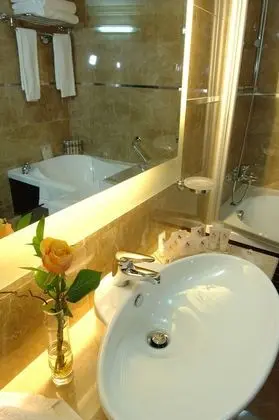 Deluxe Tek Kişilik Oda