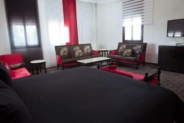 Senior Süit, 1 En Büyük (King) Boy Yatak