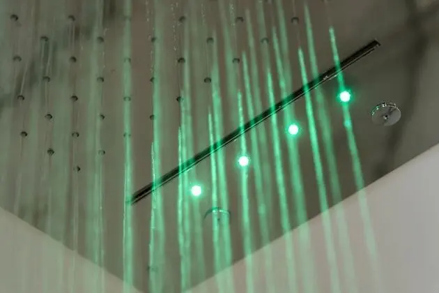 Deluxe Oda, 1 Büyük (Queen) Boy Yatak, Balkon, Şehir Manzaralı