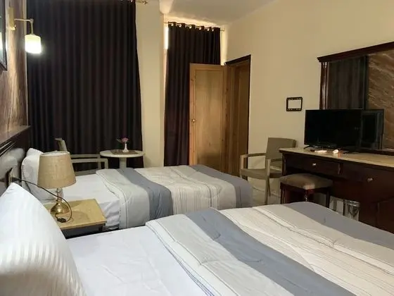 Standard Tek Büyük Yataklı Oda, 2 Yatak Odası, Havuz Kenarı