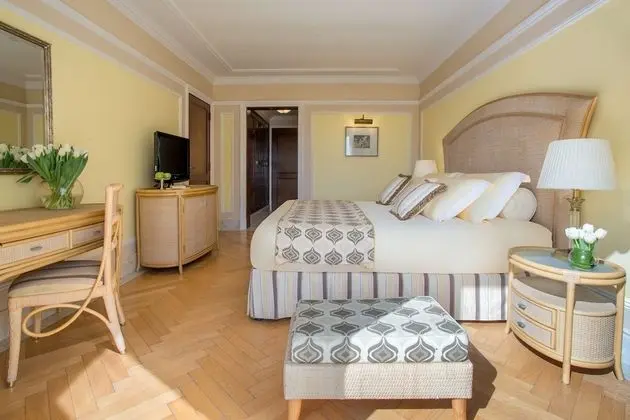 Lanai Room