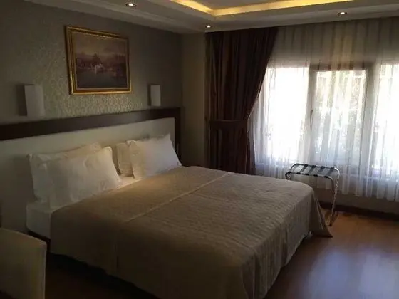 Suit With Terrace