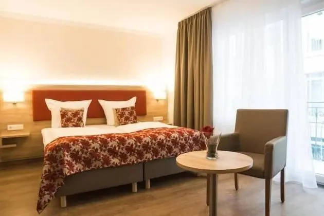 Premium Tek Büyük Yataklı Oda, Şehir Manzaralı (Eichstrasse 2)