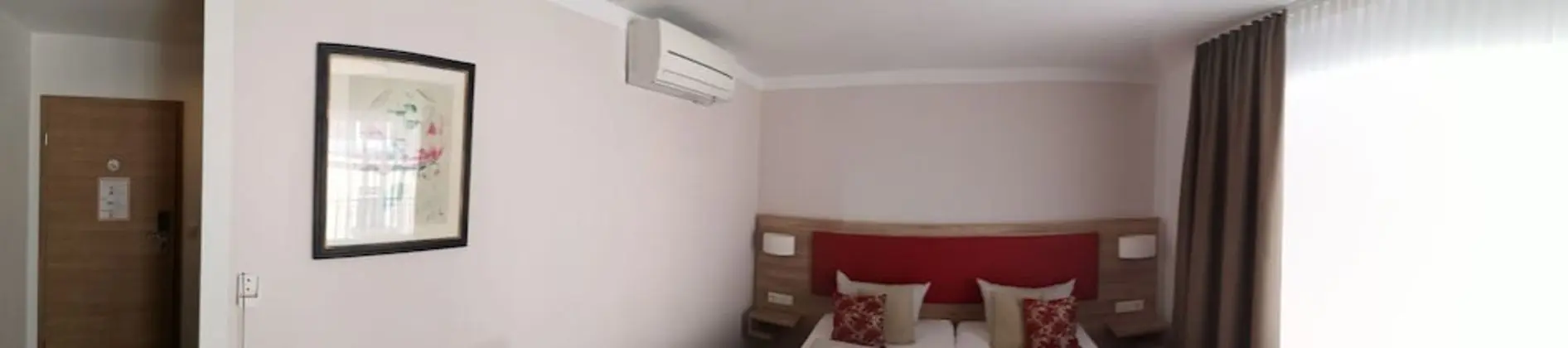 Premium Tek Büyük Yataklı Oda, Şehir Manzaralı (Eichstrasse 2)