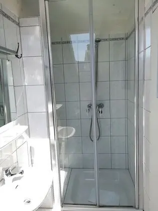 Tek Büyük Yataklı Oda (Stahlbadstrasse 2)