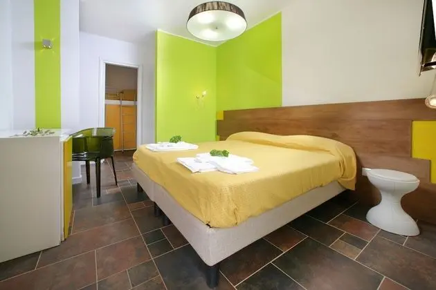 Dört Kişilik Oda, 2 Yatak Odası, Bahçe Manzaralı