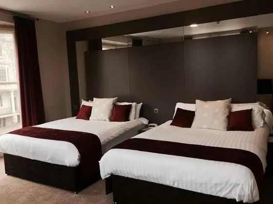 Executive Tek Büyük veya İki Ayrı Yataklı Oda