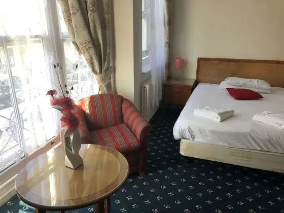 Deluxe Tek Büyük Yataklı Oda, Sigara İçilmez, Banyolu/Duşlu