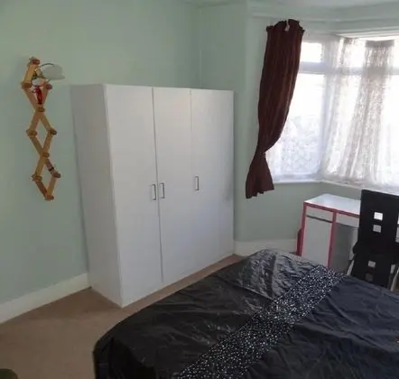 Tek Büyük Yataklı Oda (Bed 1)