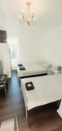 Deluxe King Ensuite