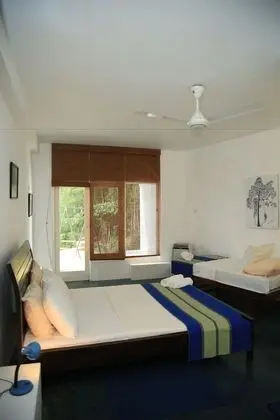 Büyük Yataklı Tek Kişilik Oda