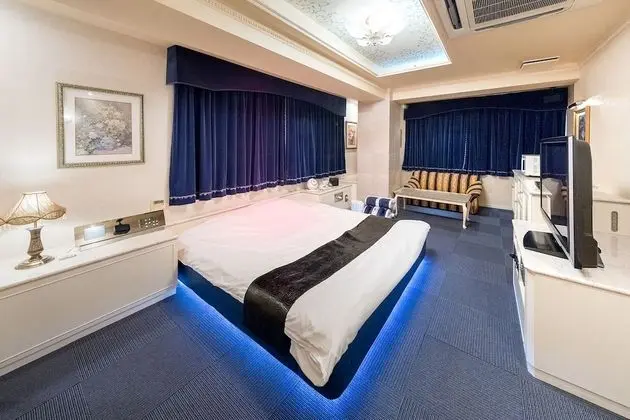 Basic Tek Büyük Yataklı Oda, Şehir Manzaralı