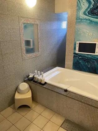 Basic Tek Büyük Yataklı Oda, Şehir Manzaralı