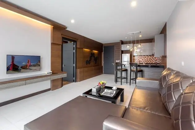 1 Bedroom with Jacuzzi Bathtub