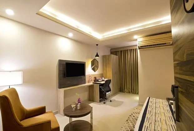 Deluxe Tek Büyük Yataklı Oda