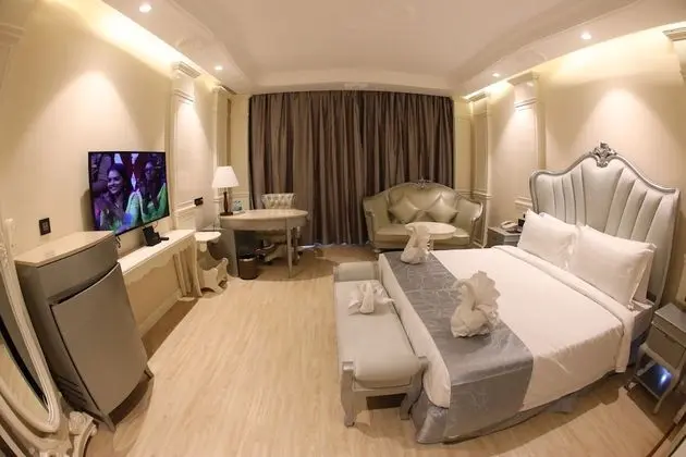 King Suite