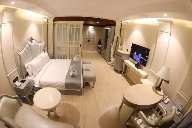 King Suite
