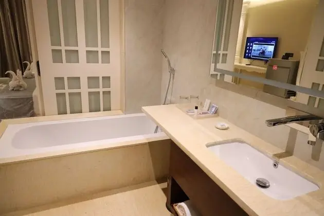 King Suite