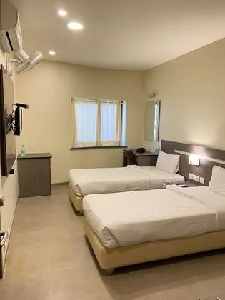 IBIS Twin Room