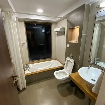 Pool Villa King