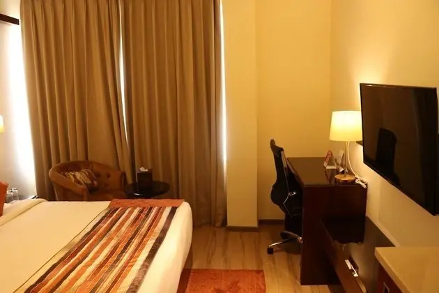 Premium Tek Büyük Yataklı Oda