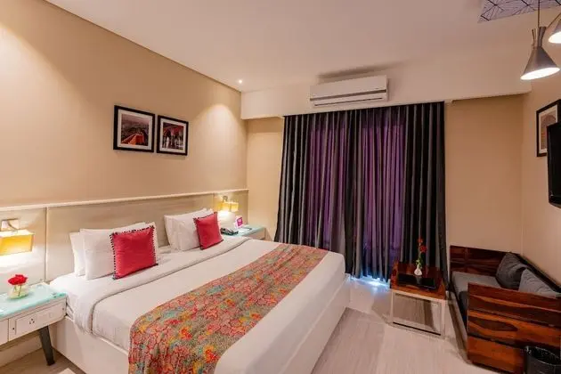 Deluxe Tek Büyük Yataklı Oda