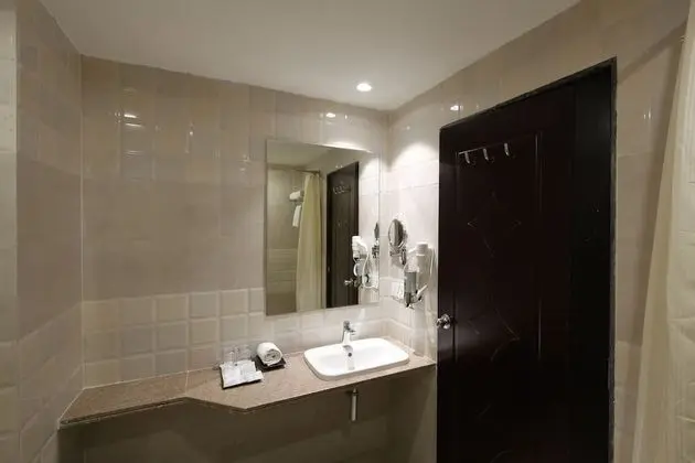 Deluxe Tek Büyük veya İki Ayrı Yataklı Oda