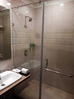 Deluxe Tek Büyük veya İki Ayrı Yataklı Oda