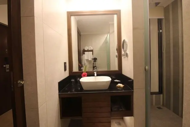 Deluxe Tek Büyük Yataklı Oda, Avlu