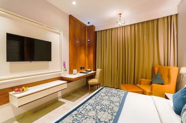 Deluxe Tek Büyük Yataklı Oda