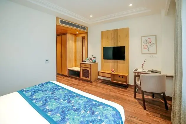 Premium Tek Büyük Yataklı Oda