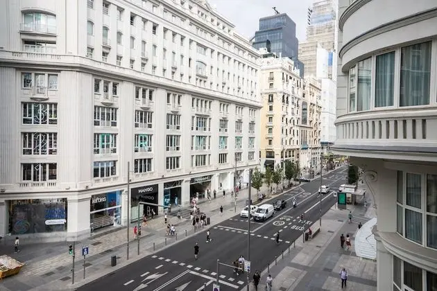 Superior Üç Kişilik Oda, Şehir Manzaralı (Gran Vía)