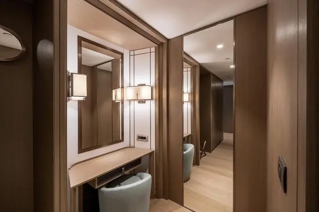 Reges Aquas Suite