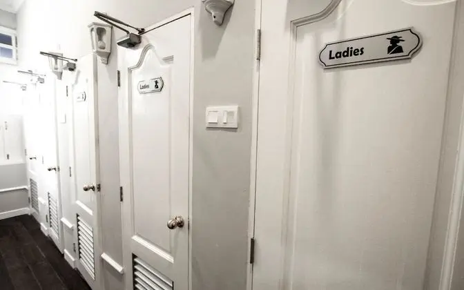 24 Bed Mixed Dormitory