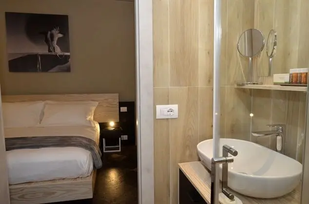 Junior Süit, Balkon