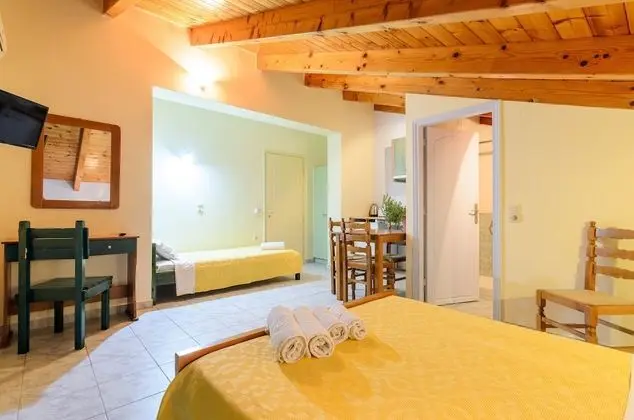 Üç Kişilik Oda, Balkon