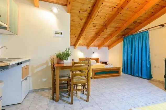 Üç Kişilik Oda, Balkon