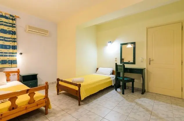 Üç Kişilik Oda, Balkon
