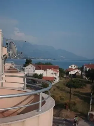 Standard Apart Daire, Balkon, Deniz Manzaralı