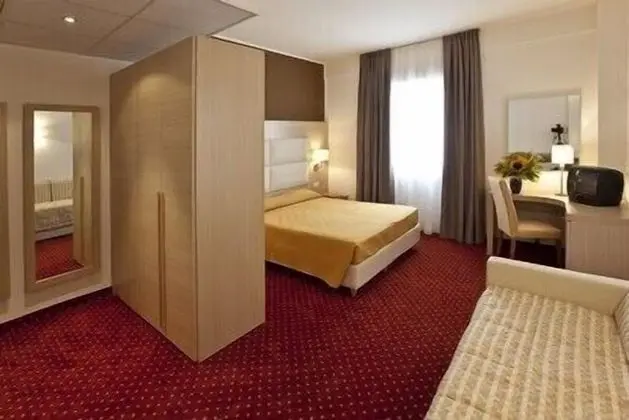 Superior Tek Büyük Yataklı Oda