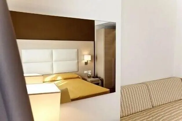 Superior Tek Büyük Yataklı Oda