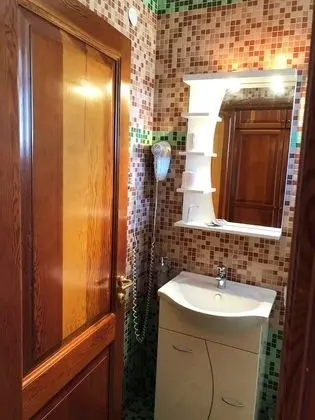 Basic Tek Büyük Yataklı Oda, Havuz Manzaralı