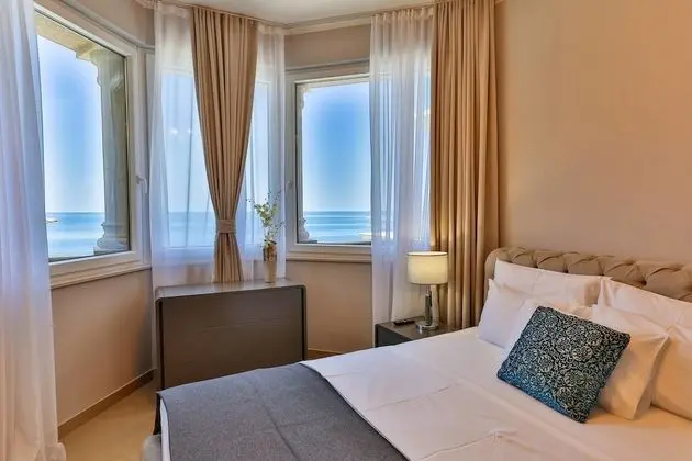 Standard Apart Daire, Deniz Manzaralı