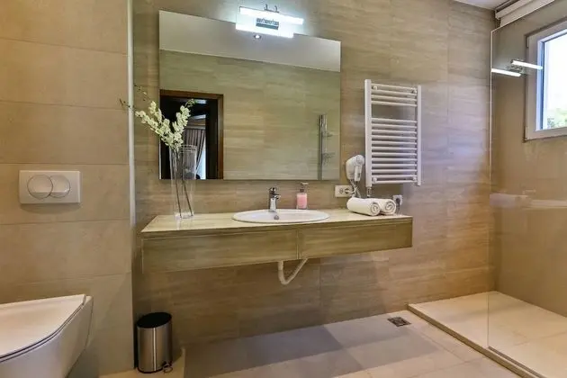 Standard Apart Daire, Deniz Manzaralı