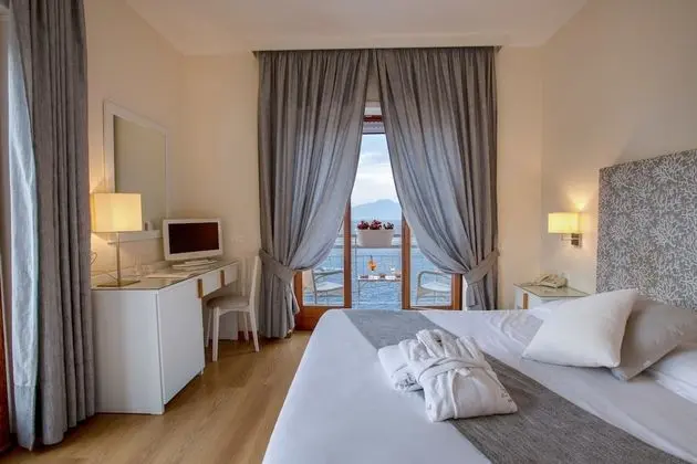 Panoramic Tek Büyük Yataklı Oda, 1 Çift Kişilik Yatak, Balkon, Deniz Manzaralı