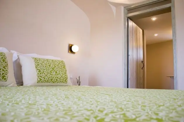 Deluxe Tek Büyük Yataklı Oda (Trullo A)