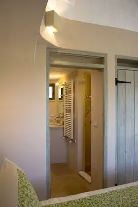 Deluxe Tek Büyük Yataklı Oda (Trullo A)