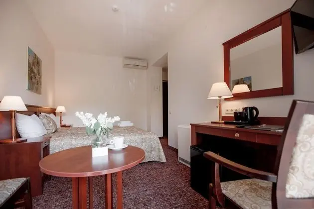 Superior Tek Büyük veya İki Ayrı Yataklı Oda, Balkon