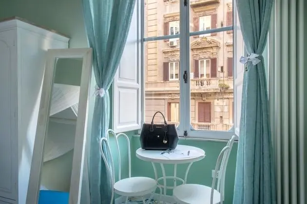 Deluxe Tek Büyük Yataklı Oda, Balkon